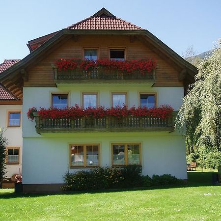 Appartement Pension Grasser Bad Kleinkirchheim Esterno foto