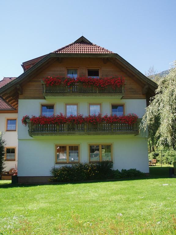 Appartement Pension Grasser Bad Kleinkirchheim Esterno foto